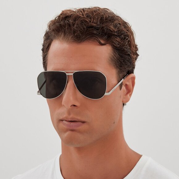 NEW SL690DUST 002 SAINT LAURENT SUNGLASSES MEN SILVER AVIATOR EYEWEAR - Picture 1 of 4